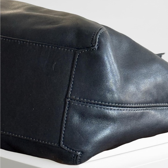 Authentic Coach Black Leather Bleeker Legacy Tote Bag! - Picture 6 of 13